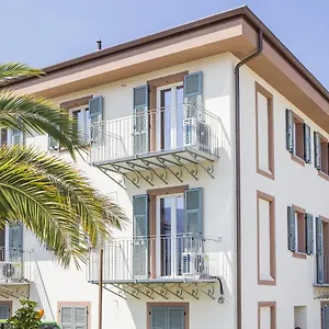 https://reginella-a-few-steps-away-from-the-beach.hotelitalianriviera.com