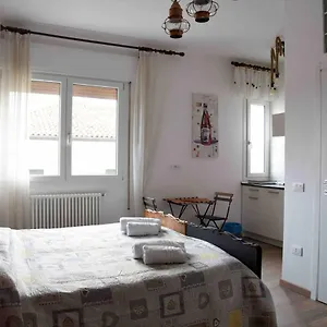 Appartamento Monolocale Spese Incluse In Piazza, Mogliano Veneto